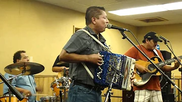 Juan P. Moreno y Sus Amigos-Old School Potpurri-San Antonio, TX 2010