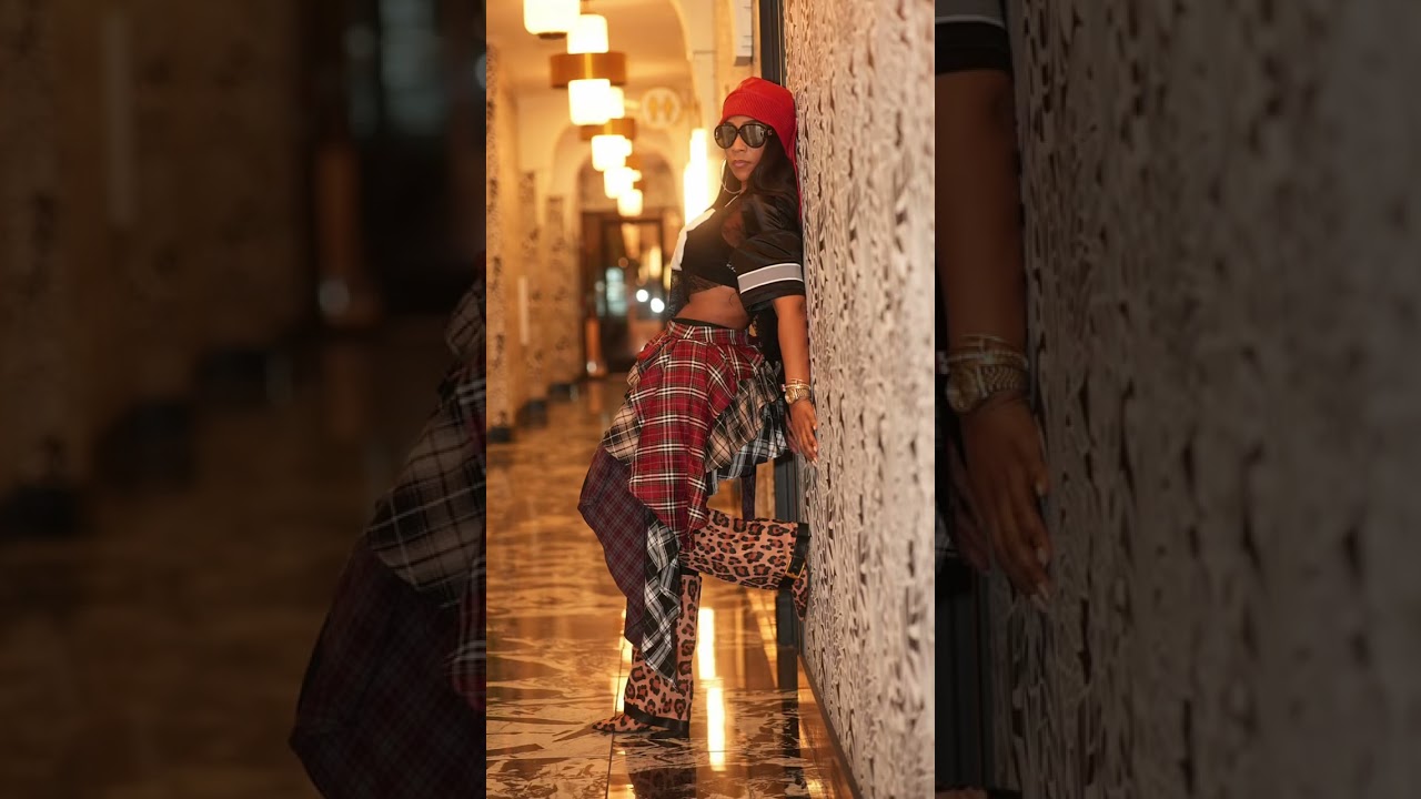 Красивая. Оплачиваемая. Спокойная.