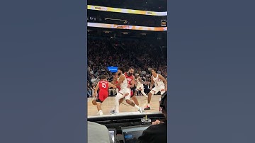 double clutch dunk?! yep, that