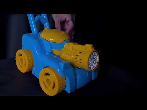 Каталка з мильними бульбашками на батарейках підсвітка 10 отворів іграшка для дітей з мильними розчинами 23х19х43 см, видео 1