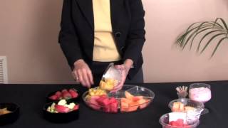 How to Arrange a Party Fruit Tray