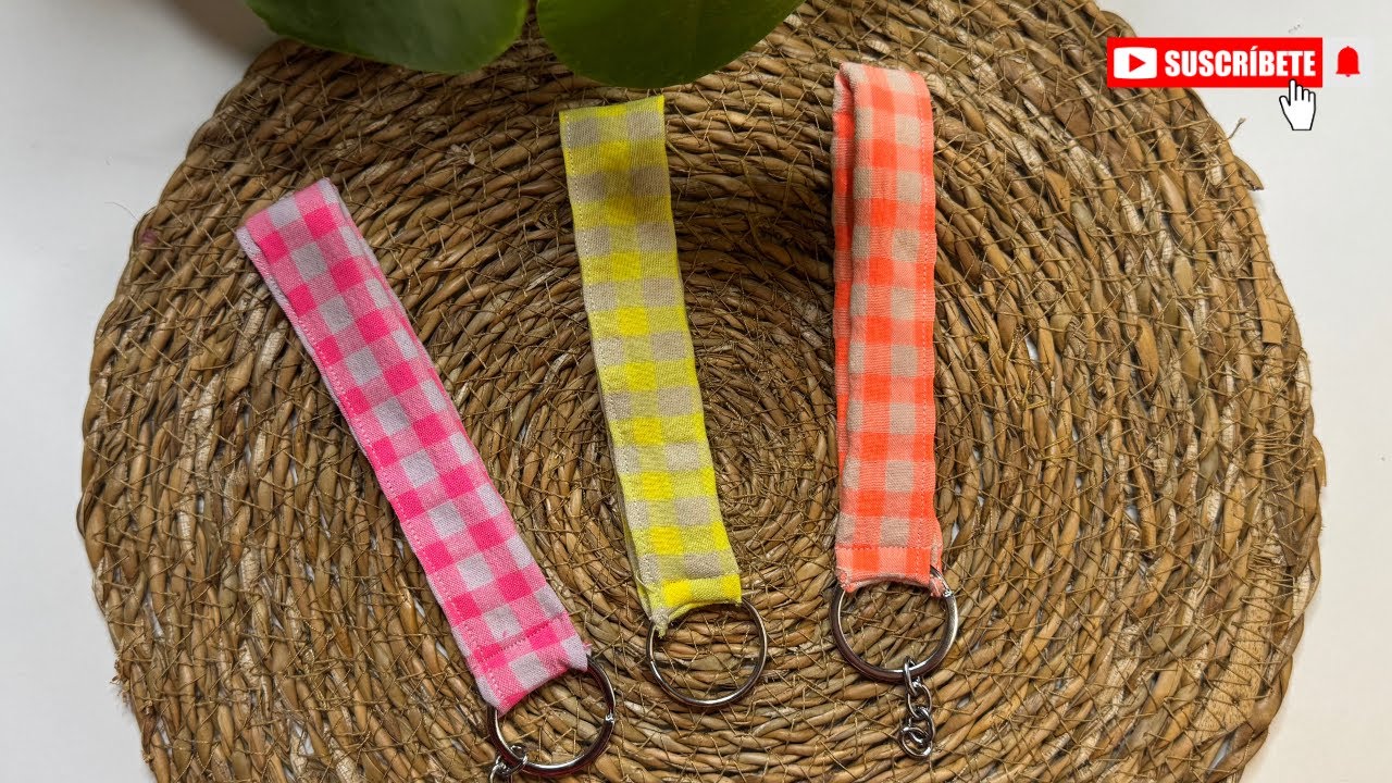 🧵 Cómo hacer llaveros de tela ✨ | DIY fácil y rápido