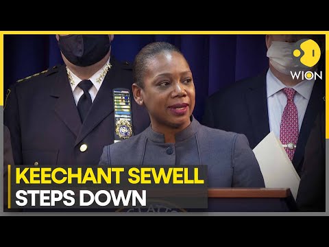 First woman NYPD