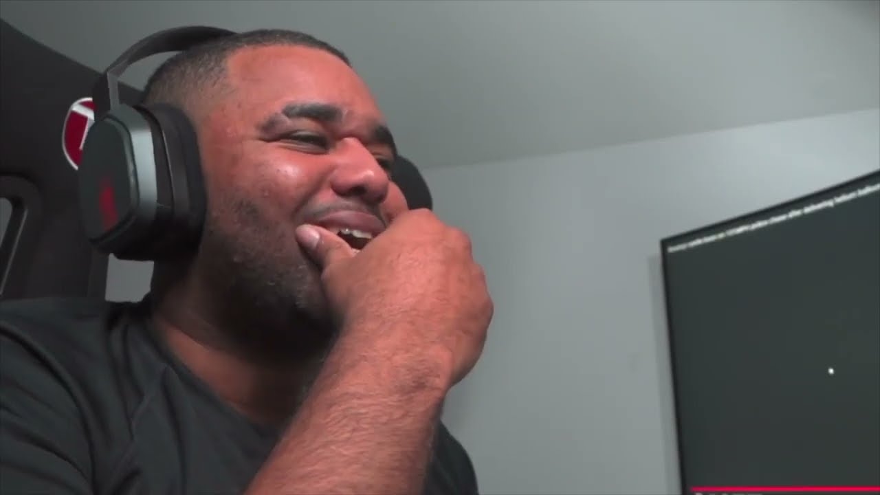 POLICE CHASE BOUNCY CASTLE BOSS IN GOLF R REACTION!!