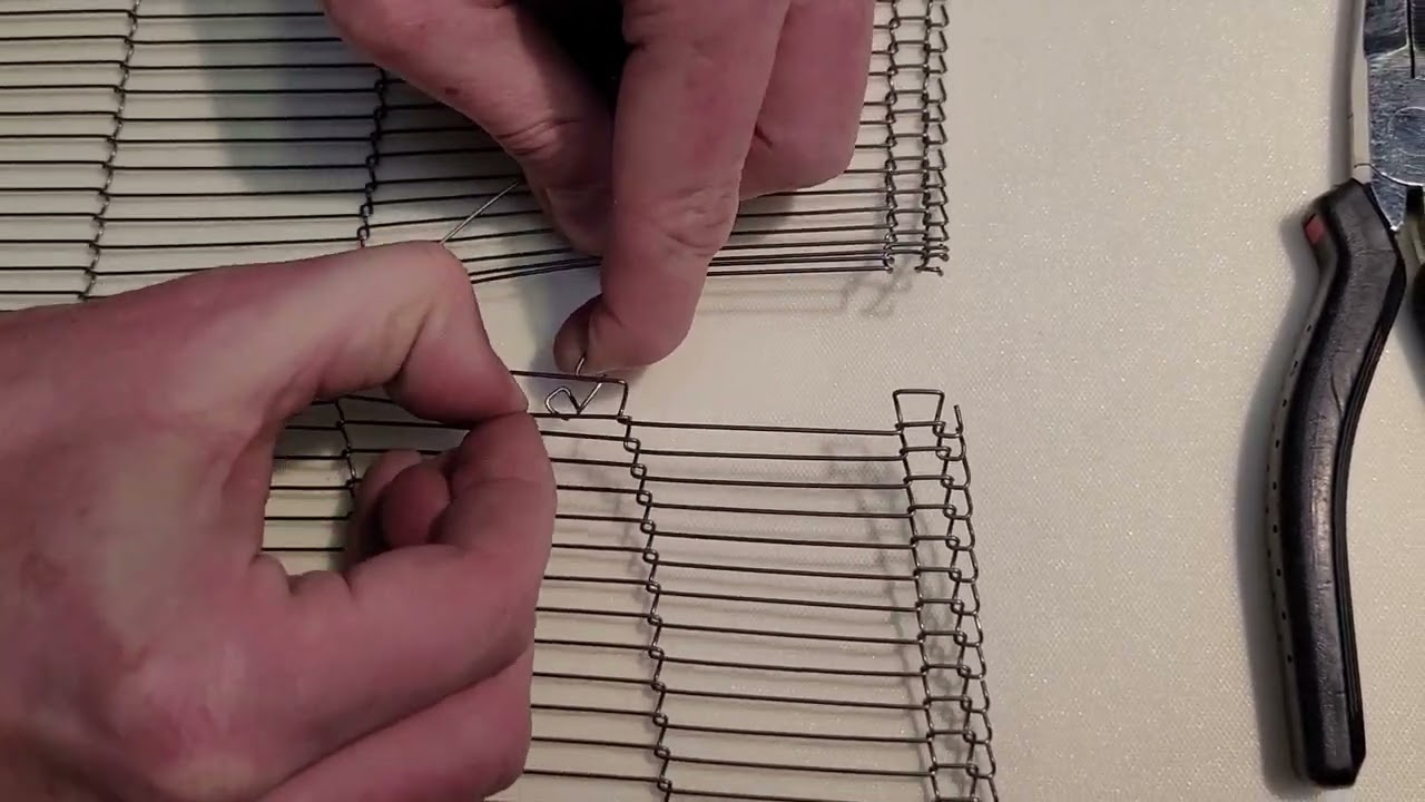 Jonction d'une grille à fil entrelacés sans tube - NEOBELTING BELT EXPERTS