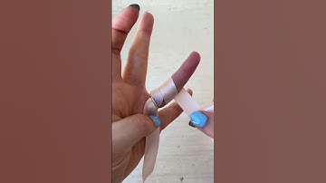 How to get a stuck ring off your finger!! 💕✨