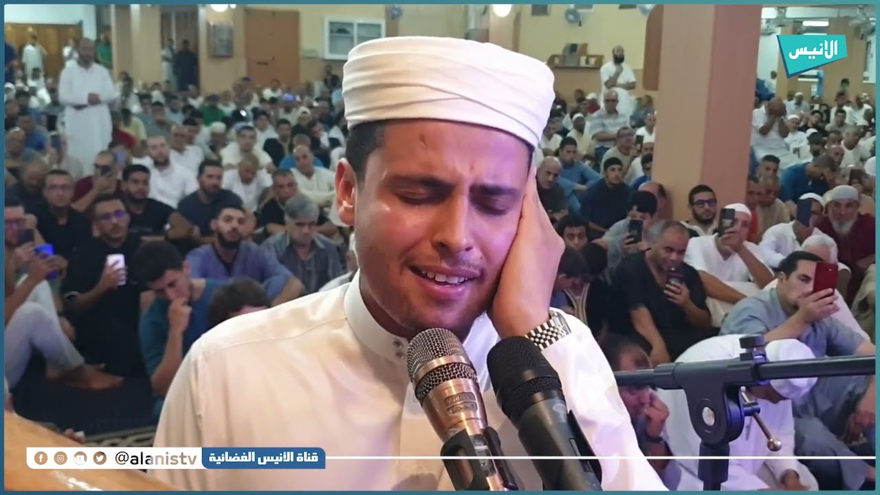 بحنجرة ذهبية القارئ عبد العزيز سحيم يرفع على مسامعكم الآذان من مسجد الفردوس بعنابة