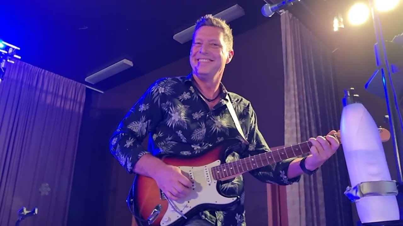 Engdahls - Vertical Expression | Dansband Live med kanonljud