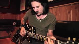 Guns N&#39; Roses - Gilby Clarke Jamming