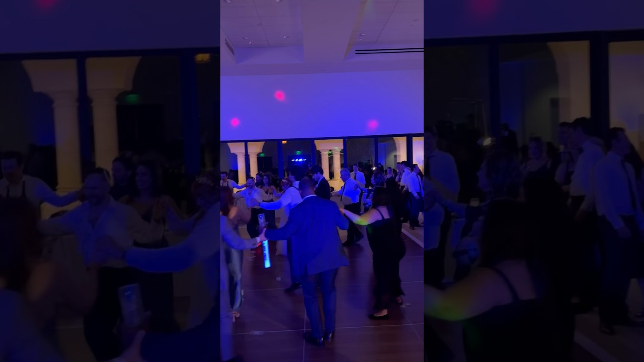 Kalamatianos! Beautiful greek wedding 12-step dance 