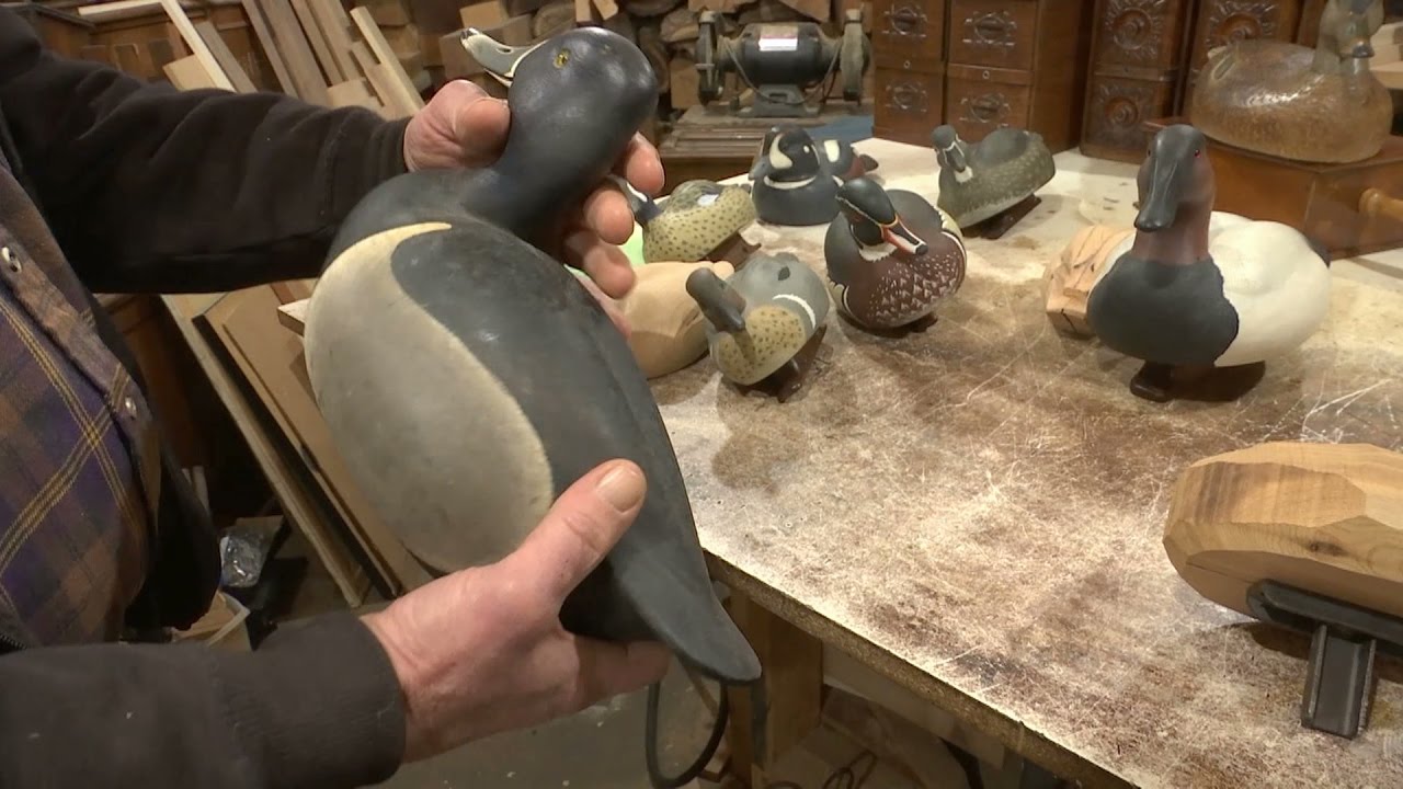 Kids and Adults Prepare for Decoy Show