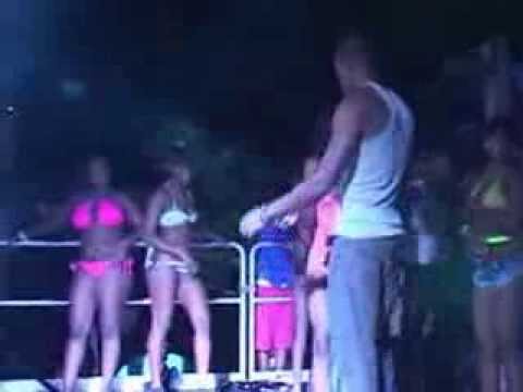 Shades Jamaica Go Go Club Sex Videos 104