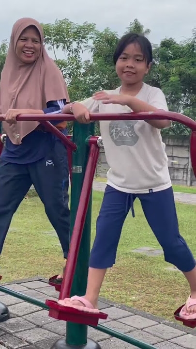 Uti & Assyifa