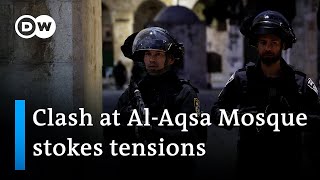 Jerusalem: Clashes as Israeli police enter Al-Aqsa Mosque | DW News