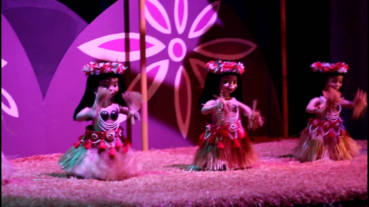Disneyland Hula Dancers