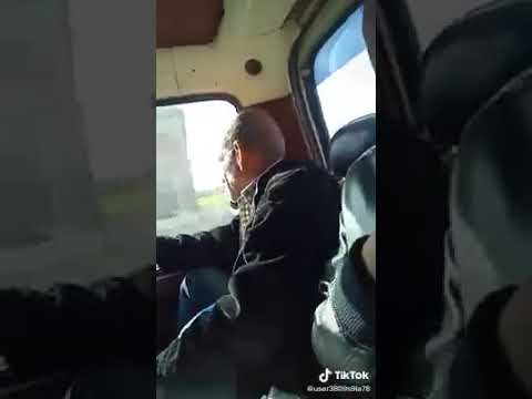 الراجل ده مسخره السنين عيشنا في دول اجنبيه لقينا شويه بهايم هنا