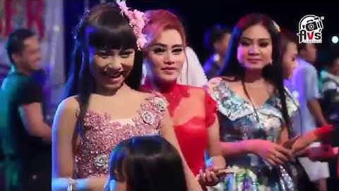 Viral. . Saweran yg luar biasa Tasya Rosmala_Selimut Biru_Om Adella live Bangkalan