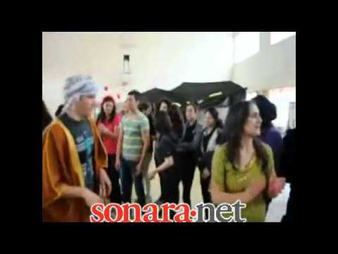 الشاعر والزجال فتح حمادي وزميلة نزار خطيب يوم الثراث المدرسة الشاملة أ شفاعمرو