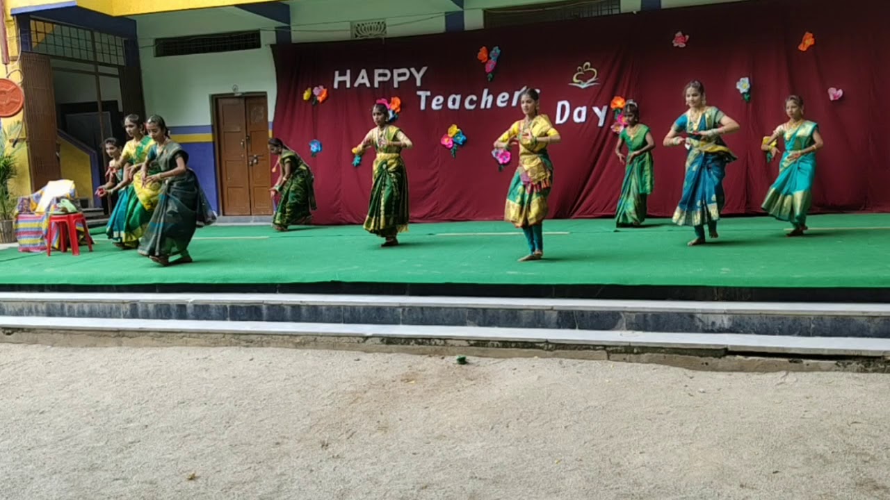 Welcome dance on teachers day credit:- Surya choreographer - YouTube