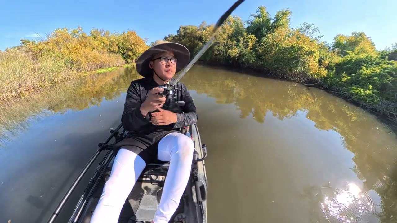 Kayak Bass Fishing (Galt, Ca).
