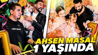 Ahsen 1 Yaşinda Yeğeni̇mi̇n Doğum Gününde Çaldim