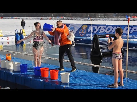 Moscow, February 23, Friendship Cup. Pouring! / Москва, 23 февраля, Кубок Дружбы. Обливания!