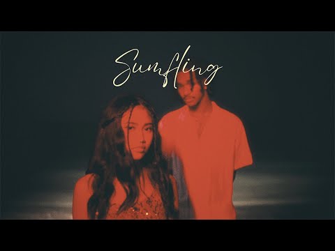 Tonton Alex Bruce - SUMFLING (Official Music Video) di YouTube Tonton Alex Bruce - SUMFLING (Official Music Video) di YouTube