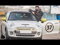 Cu MINI ELECTRIC pe circuit, ca intr-un mare JOC VIDEO!