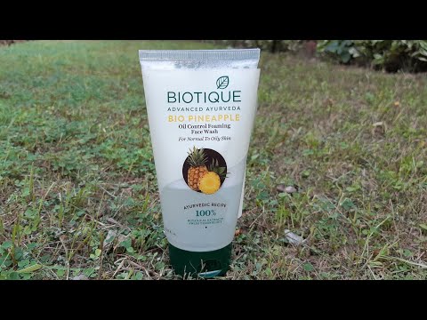 Biotique bio pineapple oil control foaming face wash review, soapfree face wash for oily skin