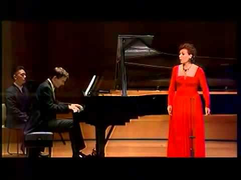 Waltraud Meier 14/24 Der Wanderer, D 489 - Franz Schubert