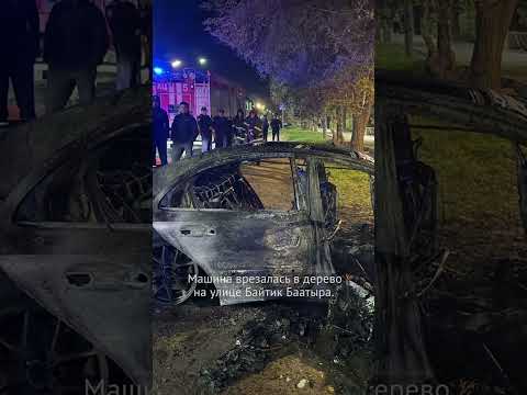 Парень с двумя девушками решил прокатиться в Бишкеке…