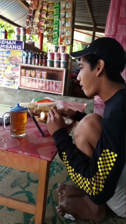 MAKAN SIANG SAMBIL LIHAT DANAU | HALU STORY #shorts  #storyhalu #storyig #storywa