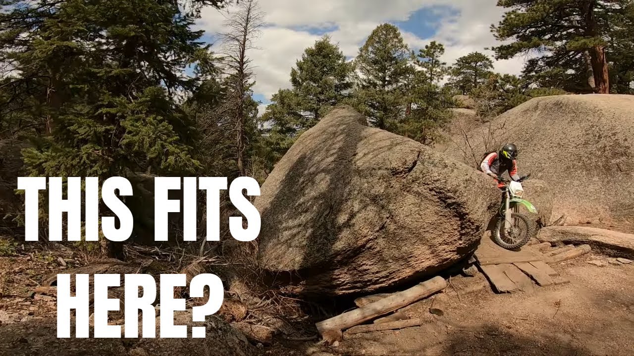 Тестирование Husqvarna 701 Enduro на узкой однополосной трассе 770