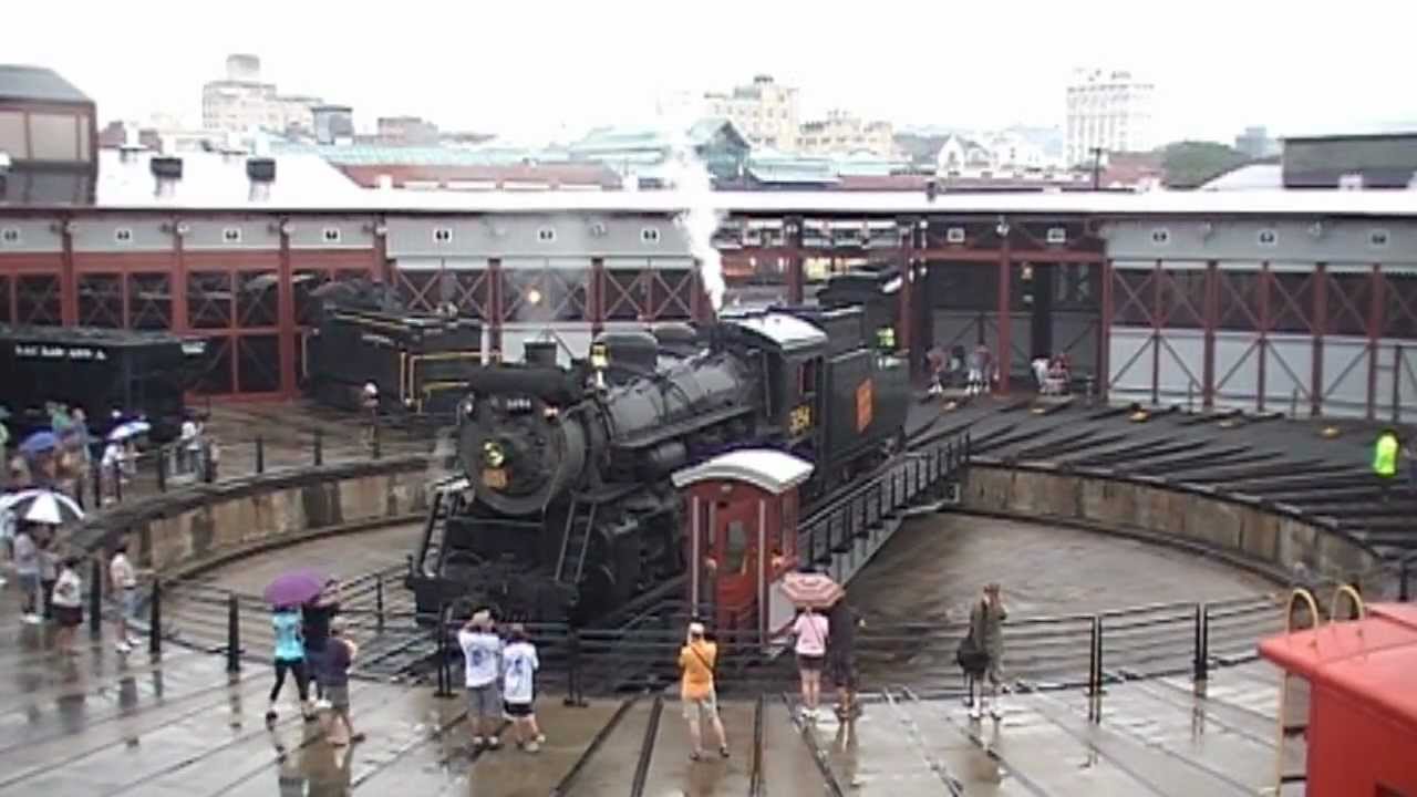 Photo: 810 Delaware, Lackawanna & Western EMD E8(A) at Blairsto