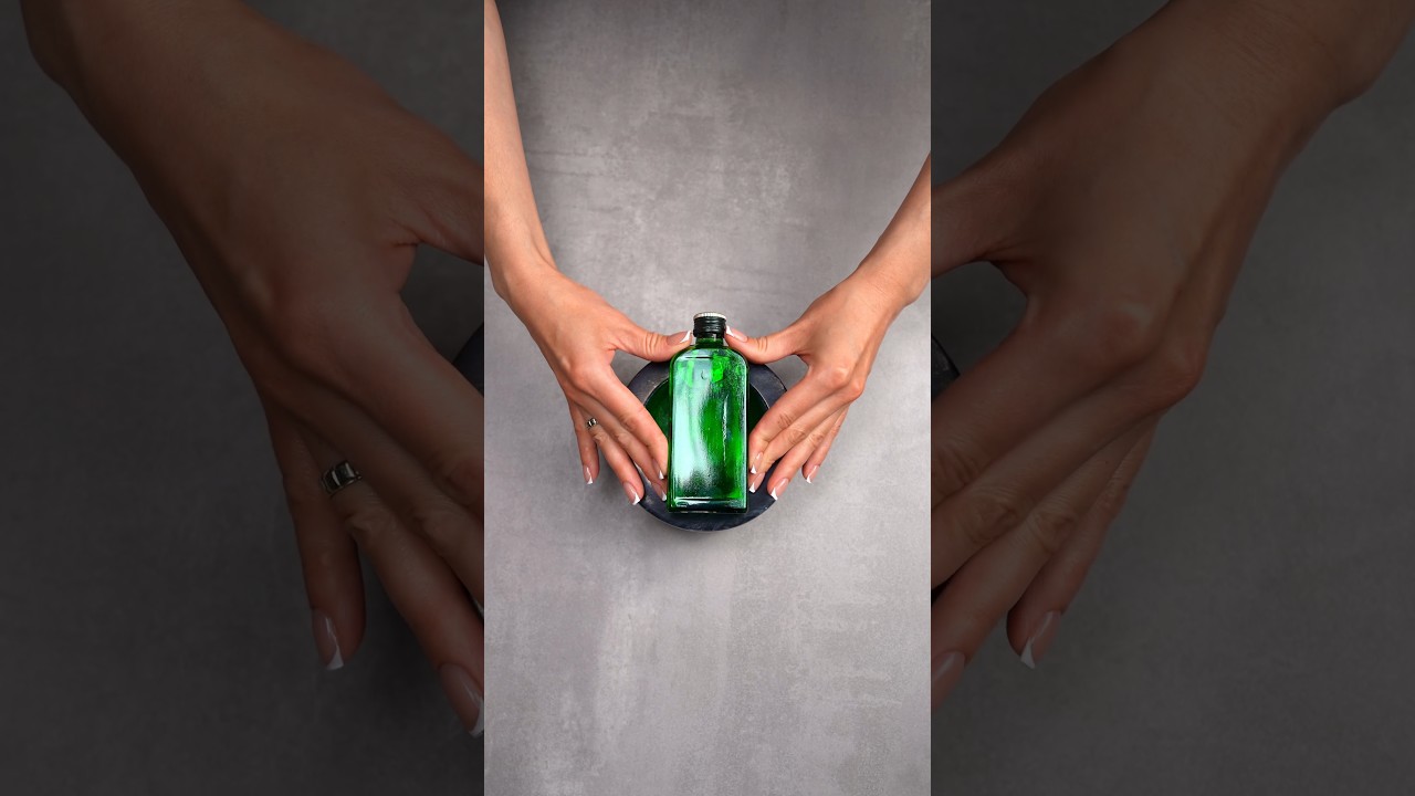 Grüne Schokolade aus einer Flasche?! 💥Nicht essbar. Nur ein Scherz. Videomontage. 