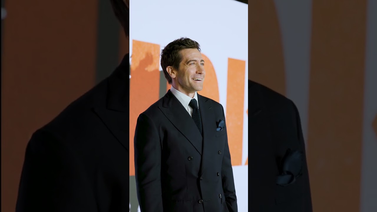 The one and only Jake Gyllenhaal has arrived at #TheBrideMovie World Premiere.