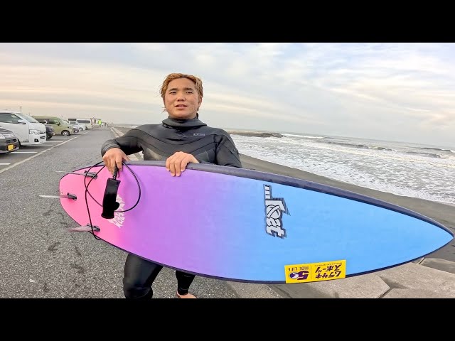 2年間カーボンしか絶賛しなかった男が遂に手を出したボードがこちら