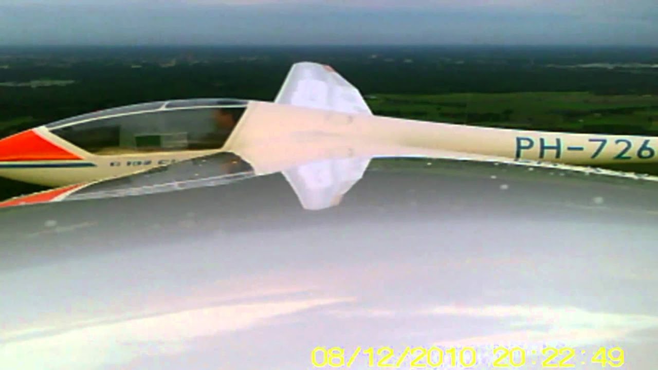 Grob glider flight with multiple keychains cameras