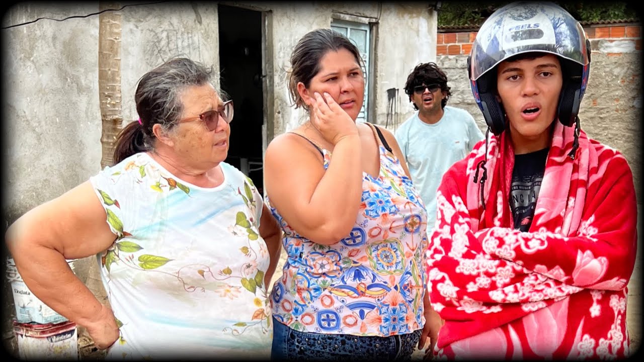 Episódio...De Capacete No Quintal