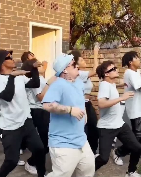 Costa Titch & DiamondPlatnumz Ft Ma Gang official - SuperStar ( Dance Video )