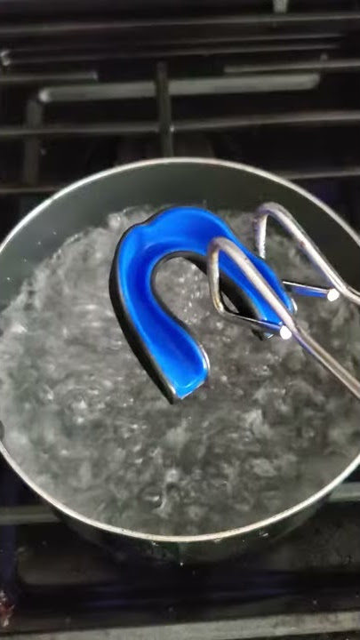 Boil and Bite Sports Mouth Guards - 40 Seconds of Boiling Is All You Need!