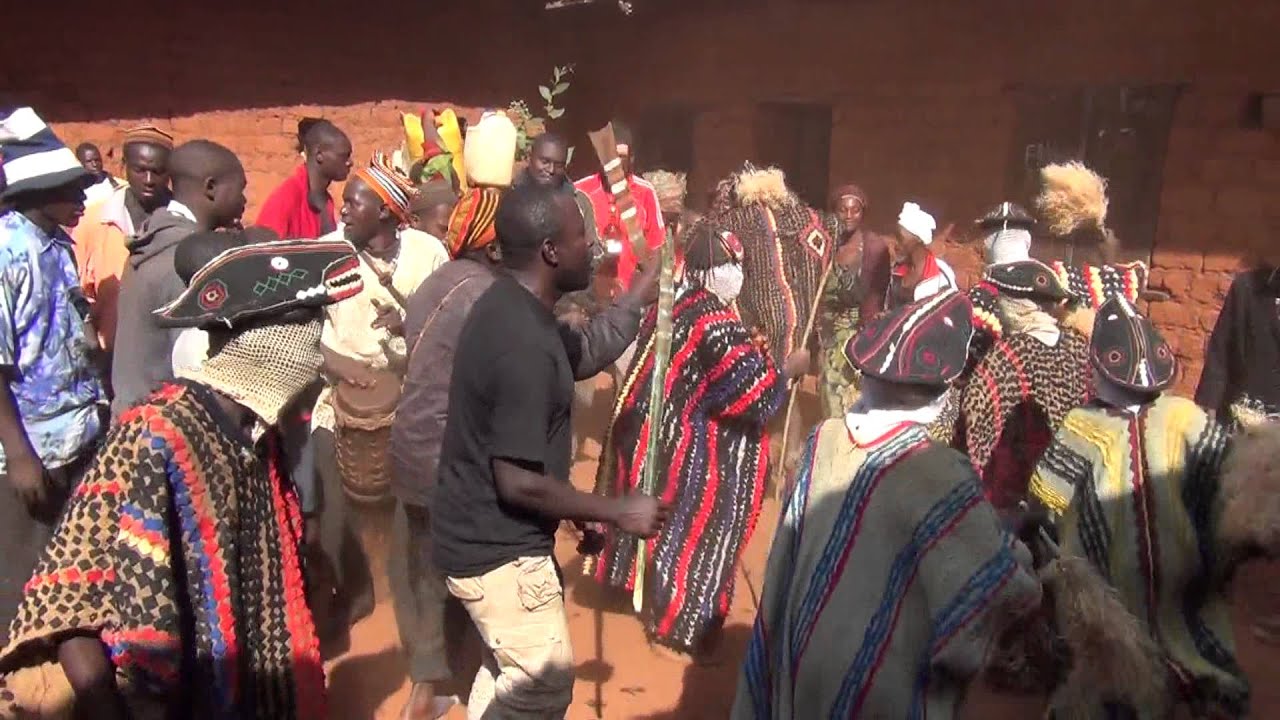 kikum enters Kov compound.. continued