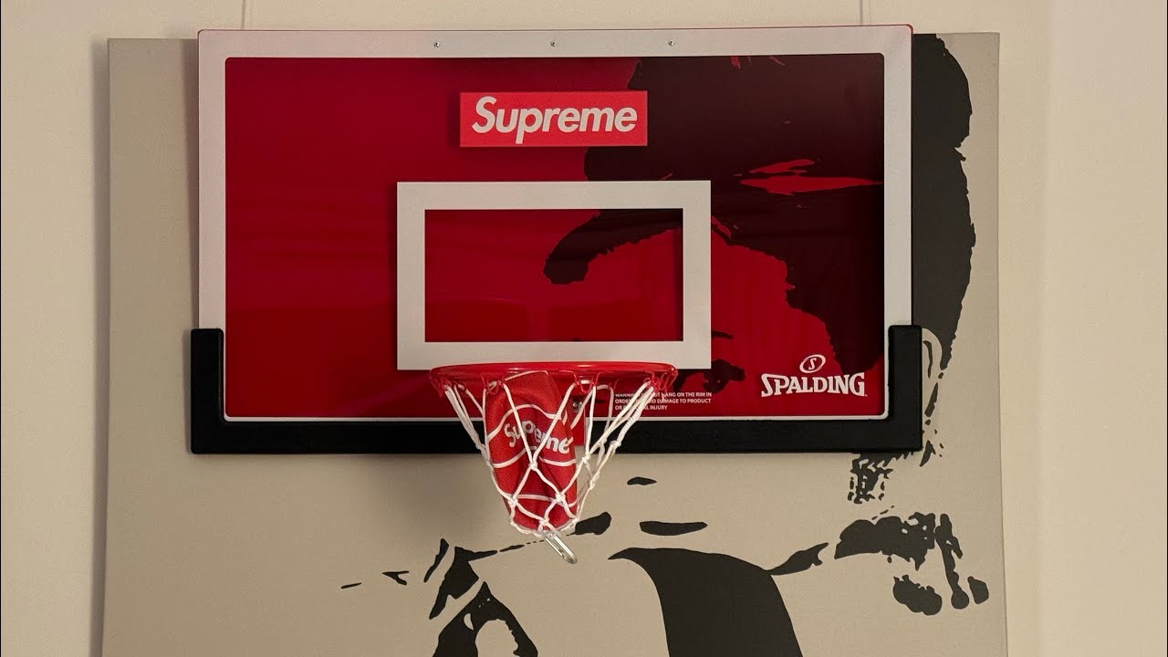 小物Supreme Spalding Mini Basketball Hoop