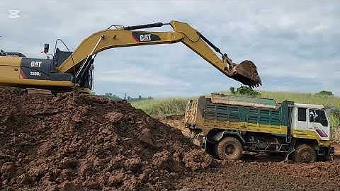 🚜 CAT 320 Excavator Loading Truck | Powerful Earthmoving at Construction Site #day51
