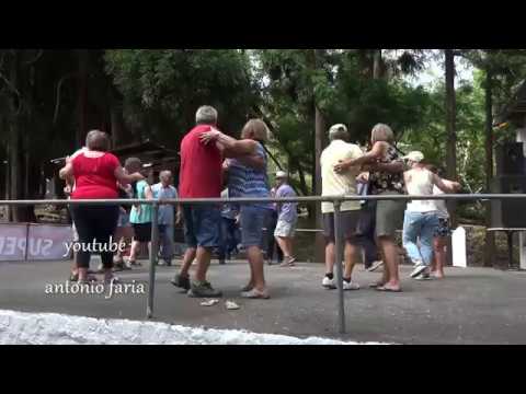 Emigrantes na Chamarrita, Almagreira Ilha do Pico Açores