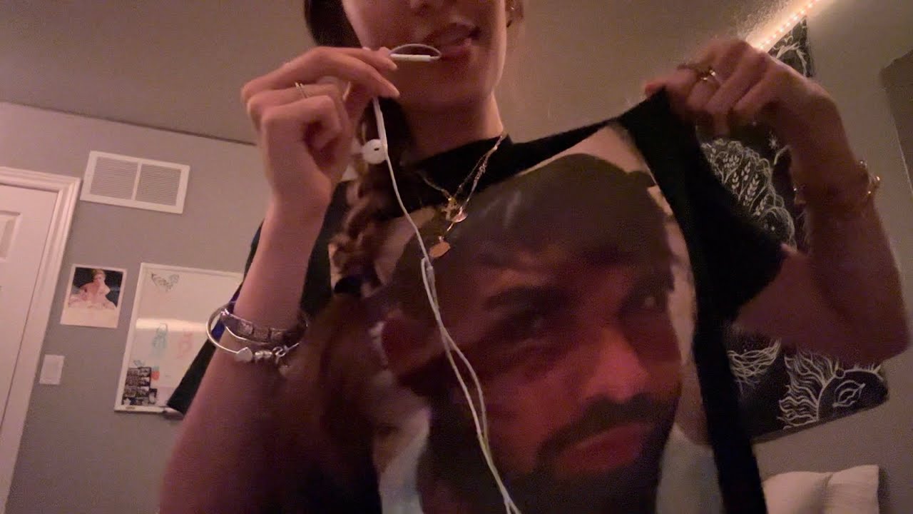 ASMR-teaching you Italian (with gum chewing)