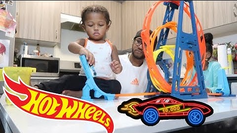 HOT WHEELS BUILDER TRACK TRIPLE LOOP UNBOXING