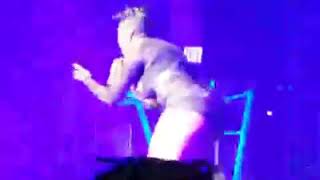 Fantasia receives the 