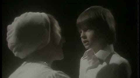 Macbeth 4.2 (Royal Shakespeare).mov