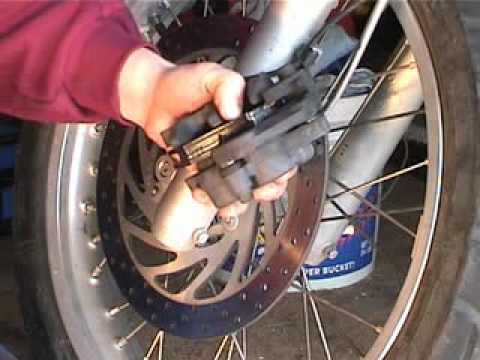 Technical demo on bmw f650 #7